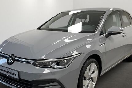 VW Golf 52.465 km 21.750 &euro; Düsseldorf 40233