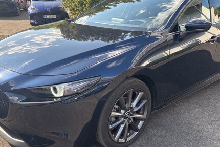 Mazda 3 62.776 km 20.420 &euro; Neuss 41464