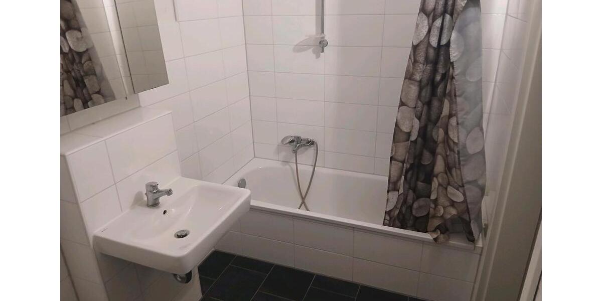 Etagenwohnung Krefeld Gellep-Stratum - 2 Zimmer, 69 m&sup2;, 900&euro; | Angebot:27544588