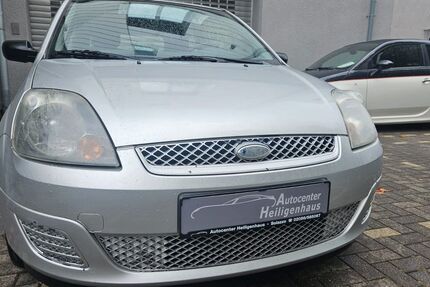 Ford Fiesta 178.185 km 680 &euro; Heiligenhaus 42579