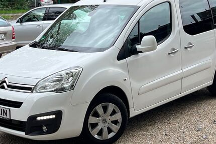 Citroen Berlingo 114.805 km 6.999 &euro; Duisburg 47137