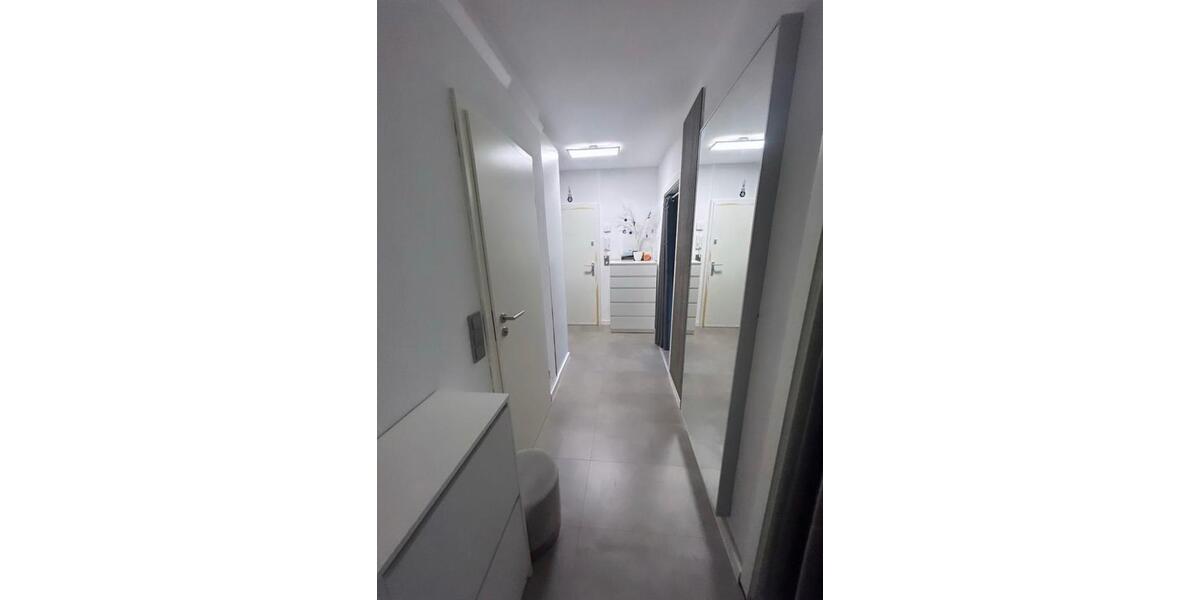 Etagenwohnung Mönchengladbach Süd - 2 Zimmer, 67 m&sup2;, 880&euro; | Angebot:27553919