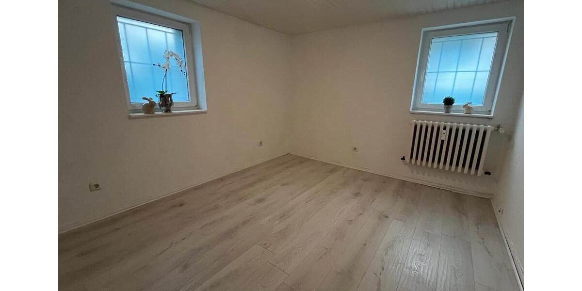 Etagenwohnung Duisburg Großenbaum - 3 Zimmer, 65 m&sup2;, 690&euro; | Angebot:27567691