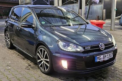 VW Golf 139.000 km 10.500 &euro; mönchengladbach 41061