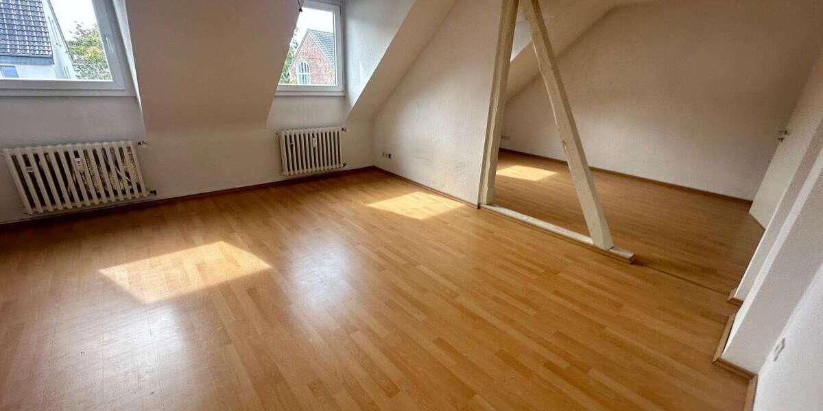 Etagenwohnung Düsseldorf Pempelfort - 3 Zimmer, 98 m&sup2;, 398.000&euro; | Angebot:27556900