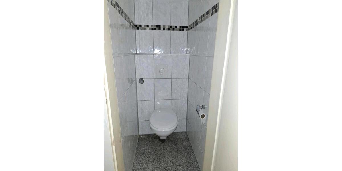 Erdgeschoßwohnung Duisburg Duisburg-Mitte - 4 Zimmer, 72 m&sup2;, 179.000&euro; | Angebot:27514320
