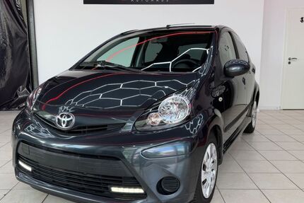 Toyota Aygo (X) 100.603 km 3.450 &euro; Bergheim 50129