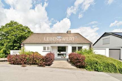 Haus Mettmann - 7 Zimmer, 256 m&sup2;, 685.000&euro; | Angebot:26975977