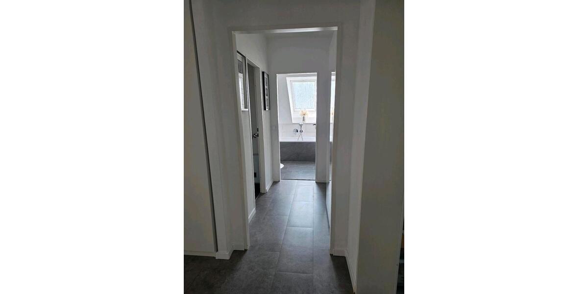 Dachgeschoßwohnung Wülfrath - 3 Zimmer, 79 m&sup2;, 299.000&euro; | Angebot:27499406