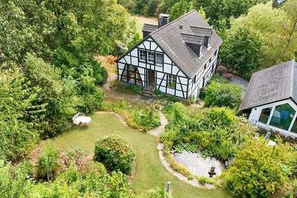 Haus Velbert / Langenberg Langenberg - 10 Zimmer, 198 m&sup2;, 995.000&euro; | Angebot:27474847