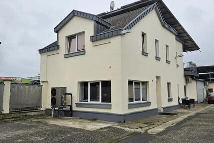 Haus Nettetal - 7 Zimmer, 275 m&sup2;, 1.200.000&euro; | Angebot:27535710