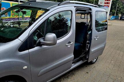 Citroen Berlingo 145.000 km 5.500 &euro; Duisburg 47259