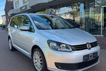 VW Touran 148.550 km 7.950 &euro; Korschenbroich 41352