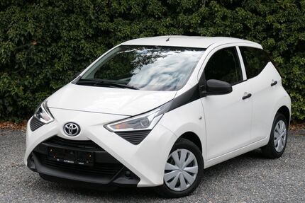 Toyota Aygo (X) 40.000 km 9.400 &euro; Mönchengladbach 41063