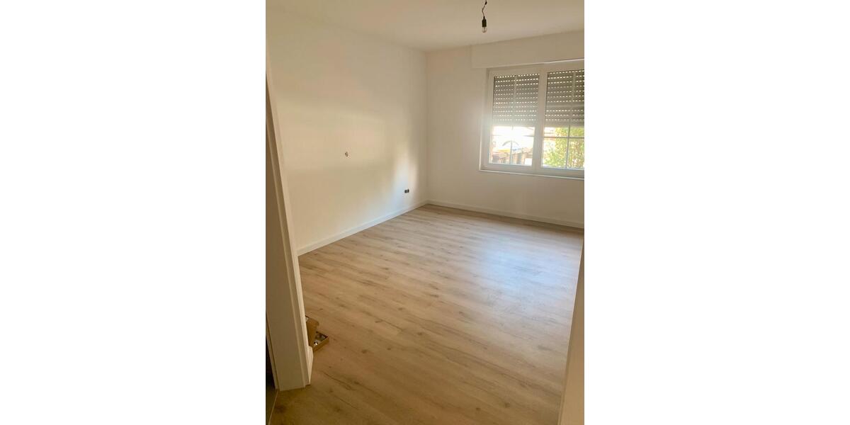 Erdgeschoßwohnung Bergheim - 4 Zimmer, 146 m&sup2;, 450.000&euro; | Angebot:27533982