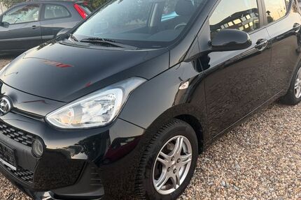 Hyundai i10 64.800 km 7.650 &euro; Leverkusen 51371