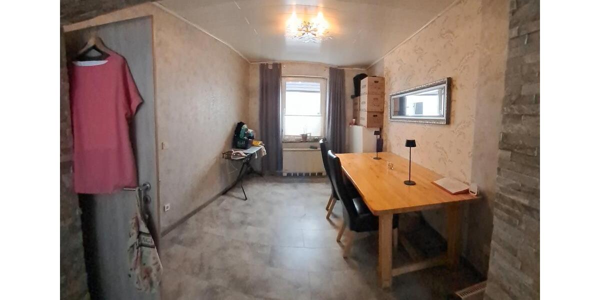 Reihenhaus Grevenbroich Neuenhausen - 5 Zimmer, 151 m&sup2;, 279.000&euro; | Angebot:27457305