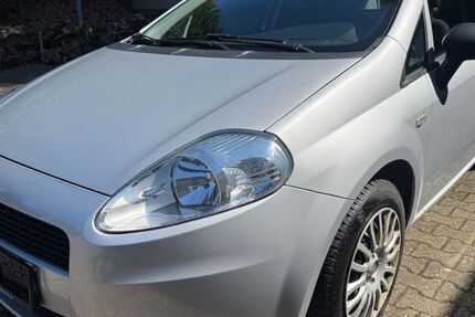 Fiat Grande Punto 111.000 km 2.950 &euro; Mönchengladbach 41069
