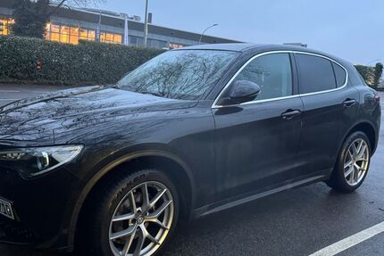Alfa Romeo Stelvio 95.000 km 21.800 &euro; Jüchen 41363