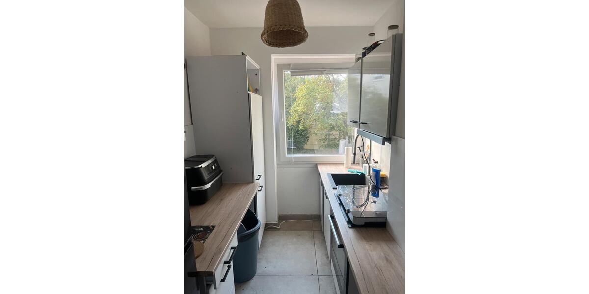 Etagenwohnung Duisburg Duisburg-Mitte - 1 Zimmer, 20 m&sup2;, 550&euro; | Angebot:27553892
