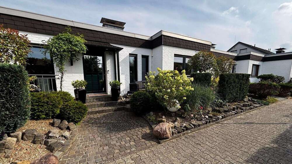 Einfamilienhaus Mönchengladbach West - 6 Zimmer, 148 m&sup2;, 649.000&euro; | Angebot:27484855