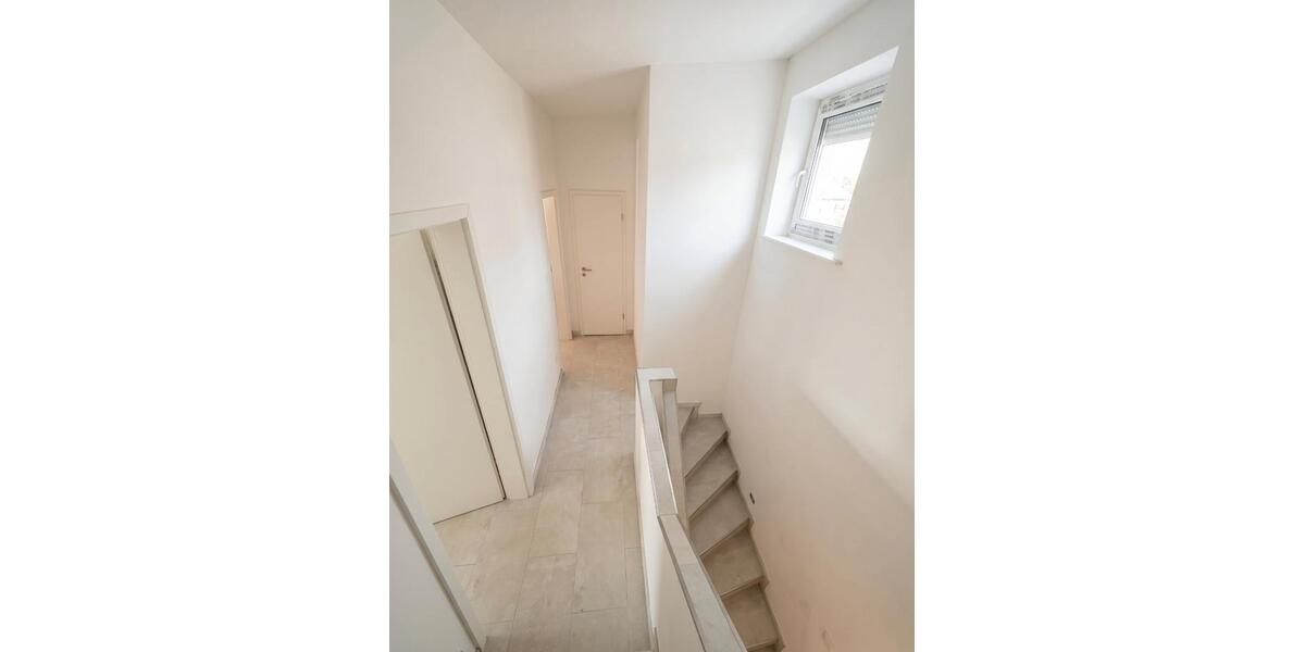 Reihenhaus Leverkusen Bürrig - 5 Zimmer, 100 m&sup2;, 560.000&euro; | Angebot:27540173