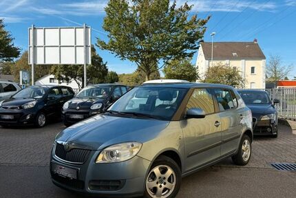 Skoda Fabia 318.000 km 1.490 &euro; Leverkusen 51373