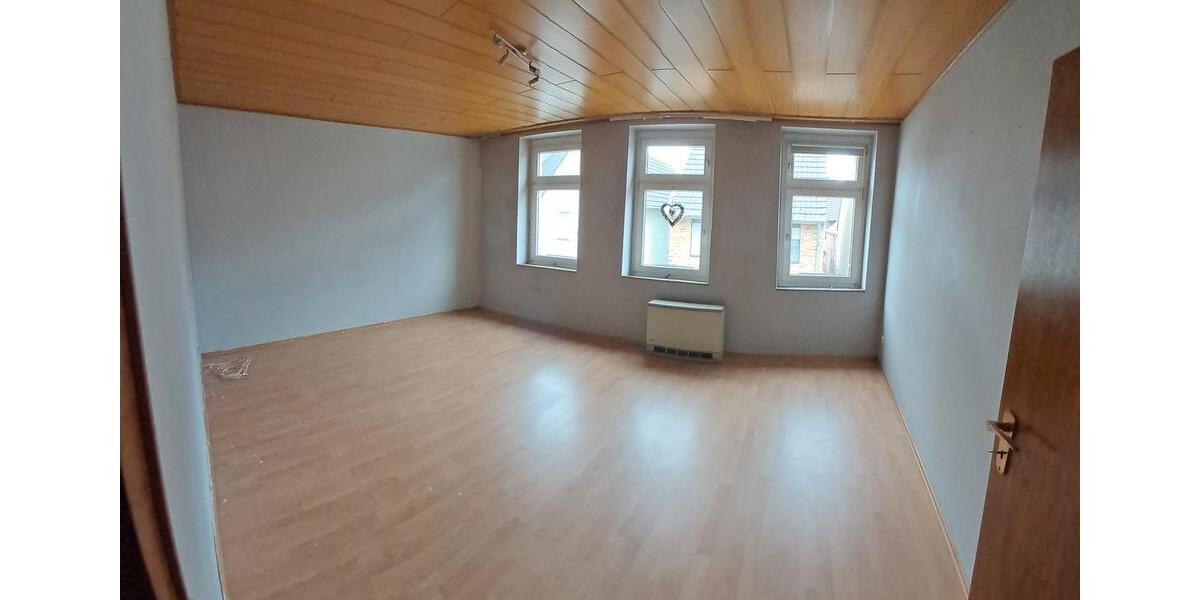 Reihenhaus Grevenbroich Neuenhausen - 5 Zimmer, 151 m&sup2;, 279.000&euro; | Angebot:27457305