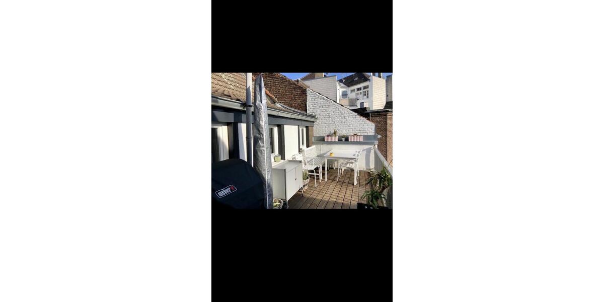 Dachgeschoßwohnung Mönchengladbach - 3.5 Zimmer, 103 m&sup2;, 1.250&euro; | Angebot:27539462