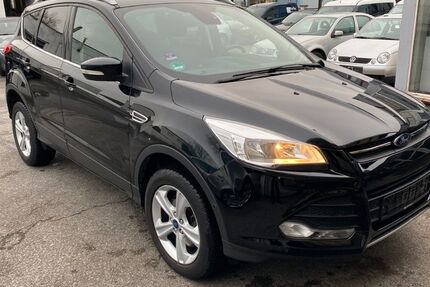 Ford Kuga 132.000 km 8.300 &euro; Monheim 40789
