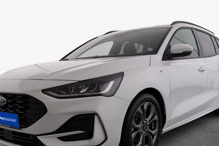Ford Focus 49.304 km 16.990 &euro; Düsseldorf 40233