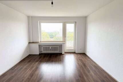 Wohnung Krefeld Stahldorf - 3 Zimmer, 76 m&sup2;, 615&euro; | Angebot:27306435
