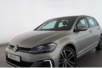VW Golf 75.750 km 17.360 &euro; Düsseldorf 40599