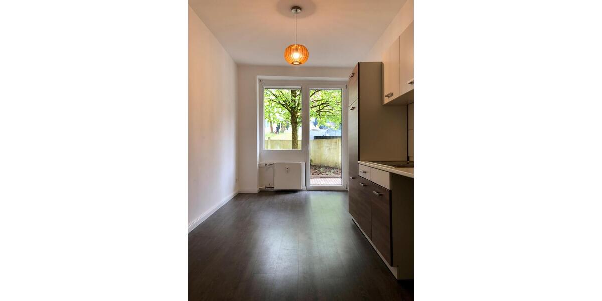 Etagenwohnung Solingen Mitte - 2 Zimmer, 70 m&sup2;, 185.900&euro; | Angebot:27457218