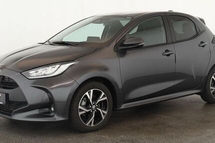 Toyota Yaris 20.400 km 21.784 &euro; Neuss 41460