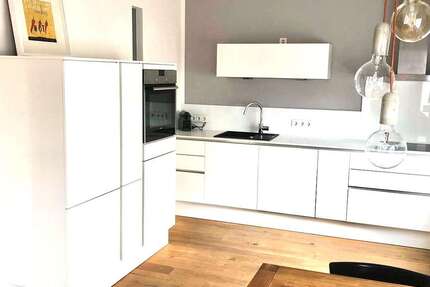 Wohnung Düsseldorf Pempelfort - 2 Zimmer, 67 m&sup2;, 1.320&euro; | Angebot:27474229