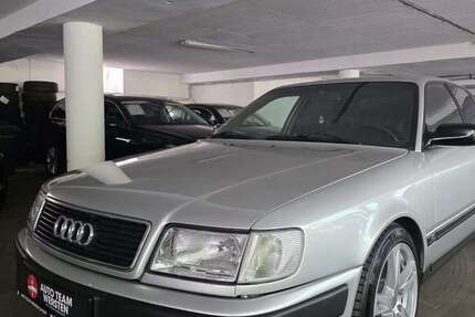 Audi 100 199.361 km 6.990 &euro; Düsseldorf 40591