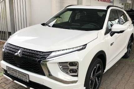 Mitsubishi Eclipse Cross 54.600 km 22.850 &euro; Krefeld 47807
