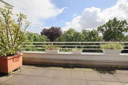 Wohnung Düsseldorf Düsseltal - 3 Zimmer, 101 m&sup2;, 384.000&euro; | Angebot:27505960