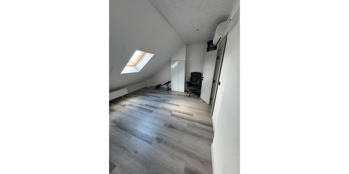 Reihenhaus Mönchengladbach Nord - 5 Zimmer, 98 m&sup2;, 469.000&euro; | Angebot:27504430