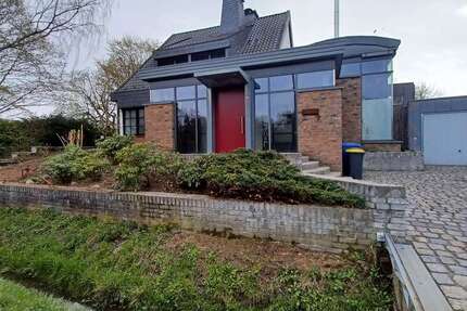 Haus Korschenbroich - 8 Zimmer, 243 m&sup2;, 1.100.000&euro; | Angebot:24459906