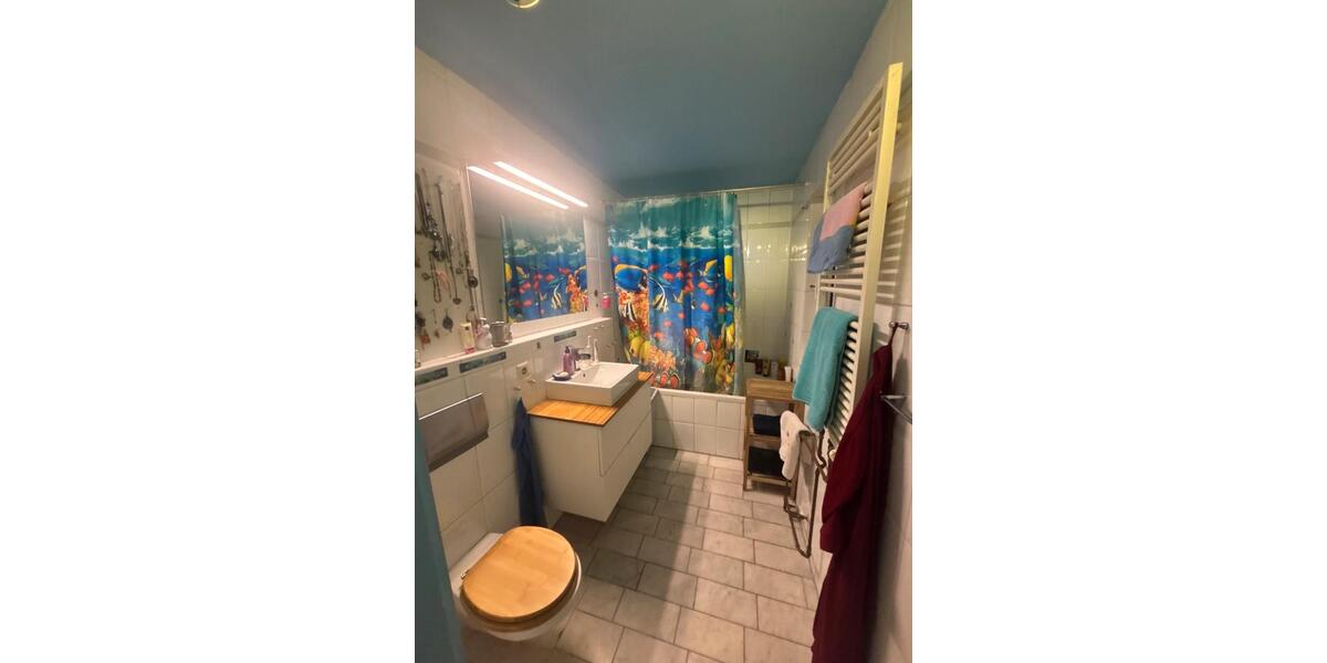 Etagenwohnung Düsseldorf Stadtbezirk 5 - 5 Zimmer, 22 m&sup2;, 650&euro; | Angebot:27544636