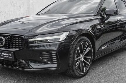 Volvo V60 16.127 km 38.450 &euro; Düsseldorf 40474