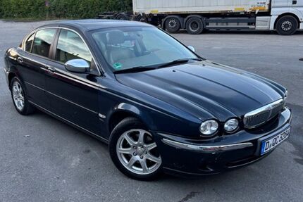 Jaguar X-Type 230.000 km 2.500 &euro; Düsseldorf 40231