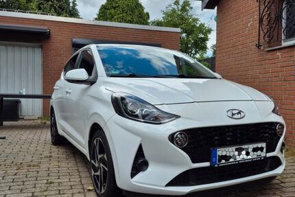 Hyundai i10 50.567 km 9.300 &euro; Moers 47443