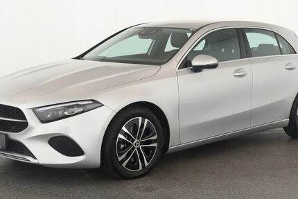 Mercedes-Benz A 250 28.300 km 25.384 &euro; Neuss 41464