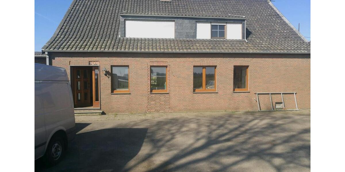 Erdgeschoßwohnung Kempen - 3 Zimmer, 110 m&sup2;, 1.200&euro; | Angebot:27557485