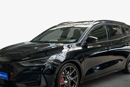 Ford Focus 17.312 km 33.390 &euro; Düsseldorf 40233