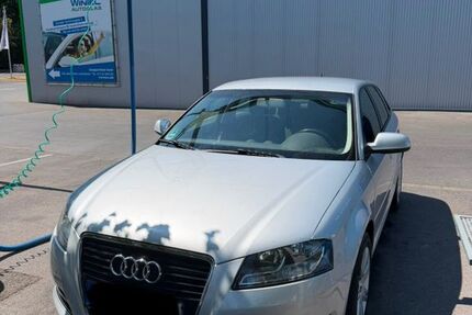 Audi A3 280.000 km 4.900 &euro; Dormagen 41542
