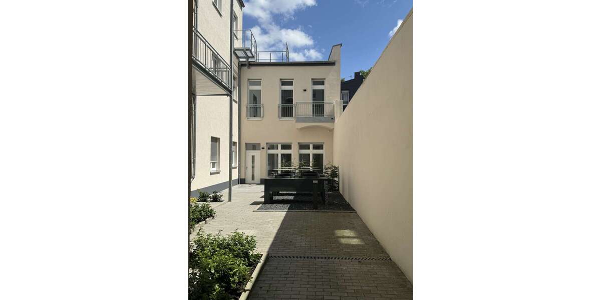 Etagenwohnung Krefeld - 3 Zimmer, 135 m&sup2;, 1.686&euro; | Angebot:23887949